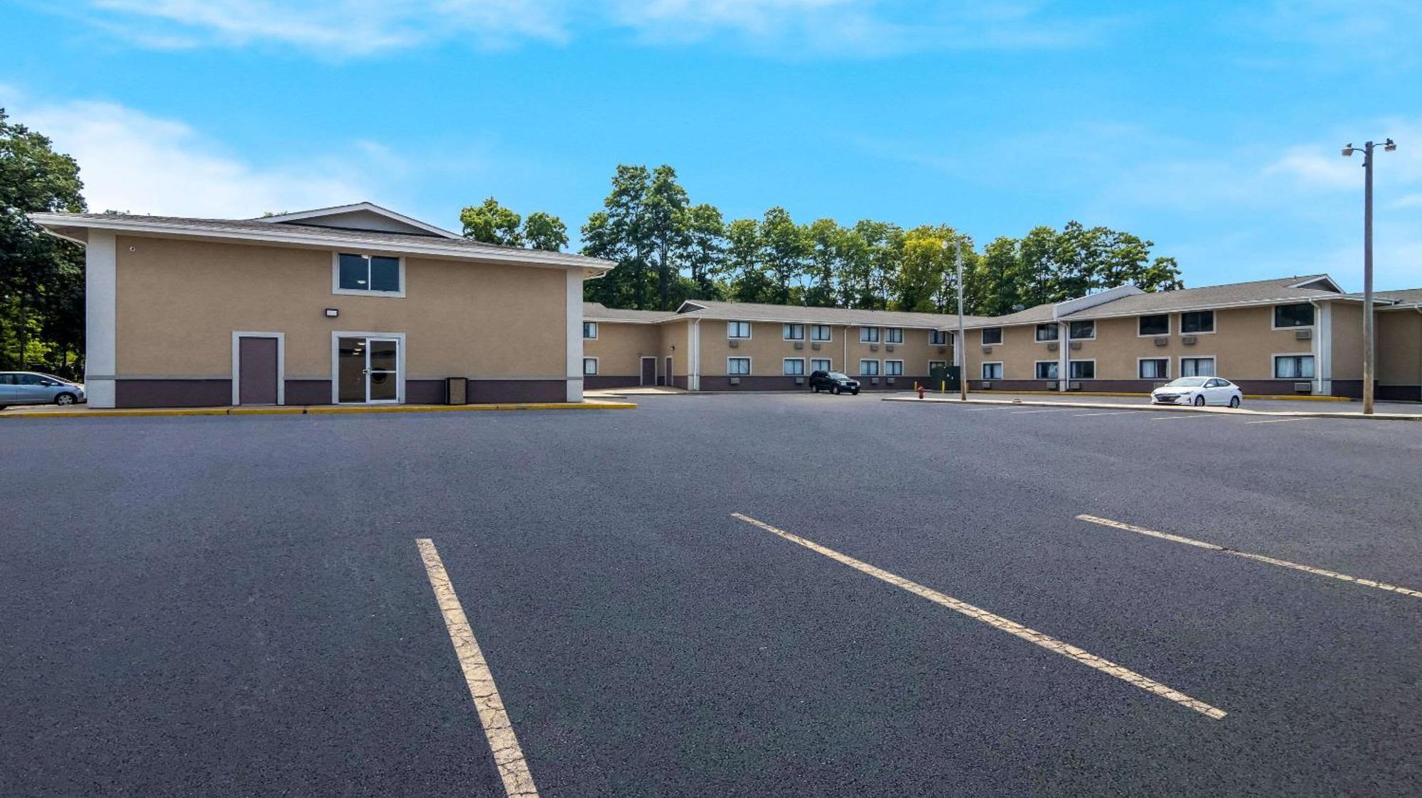 Suburban Studios Portage Exterior photo